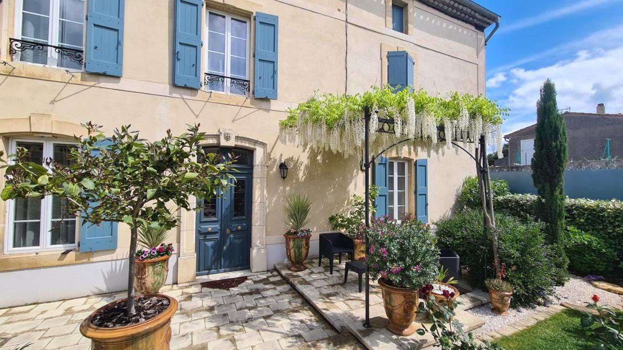 La Glycine Blanche Ξενοδοχείο Pomas Εξωτερικό φωτογραφία